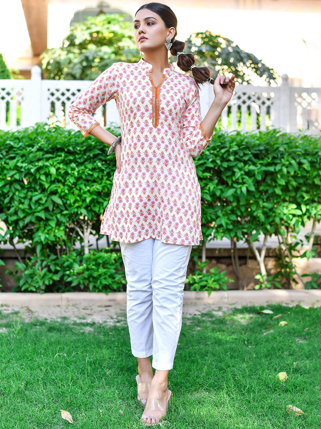 

Anastay Clothing Selection Of 2 Floral Printed Mandarin Collar Cotton Straight Kurta, Cream