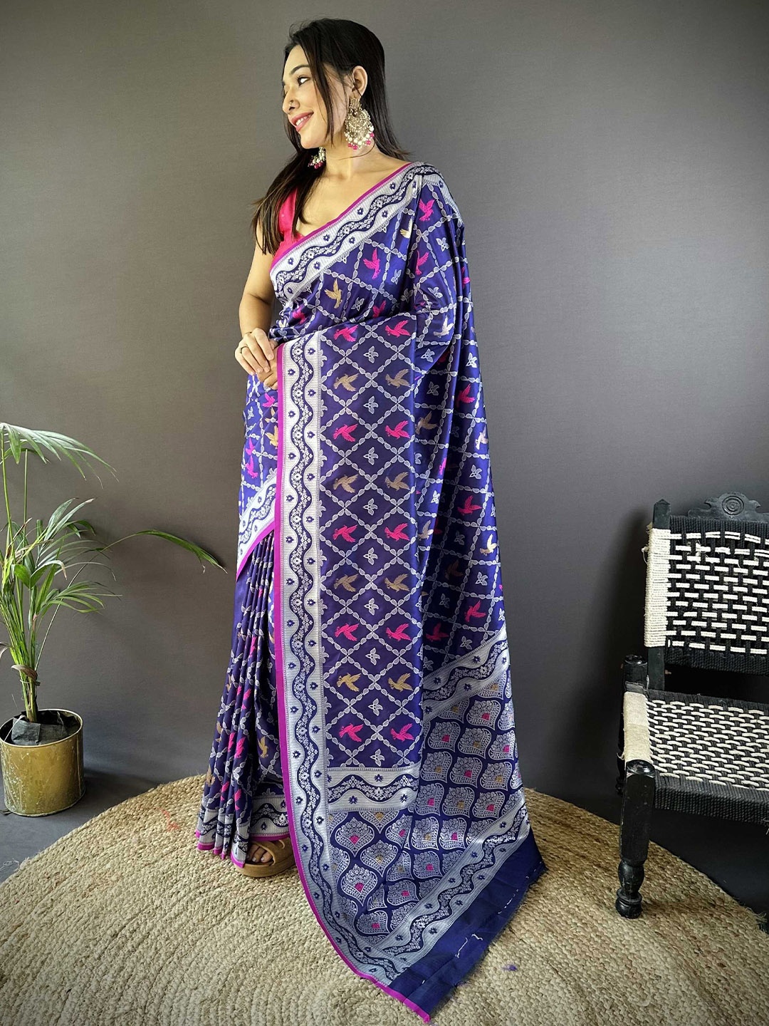 

Mitera Woven Design Zari Banarasi Saree, Blue