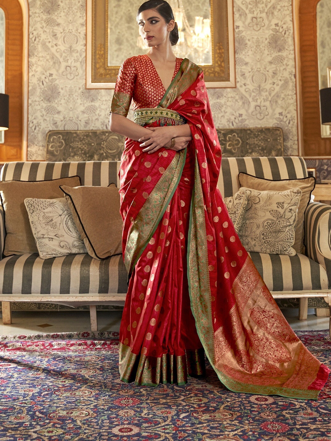 

Rujave Woven Design Zari Banarasi Saree, Red