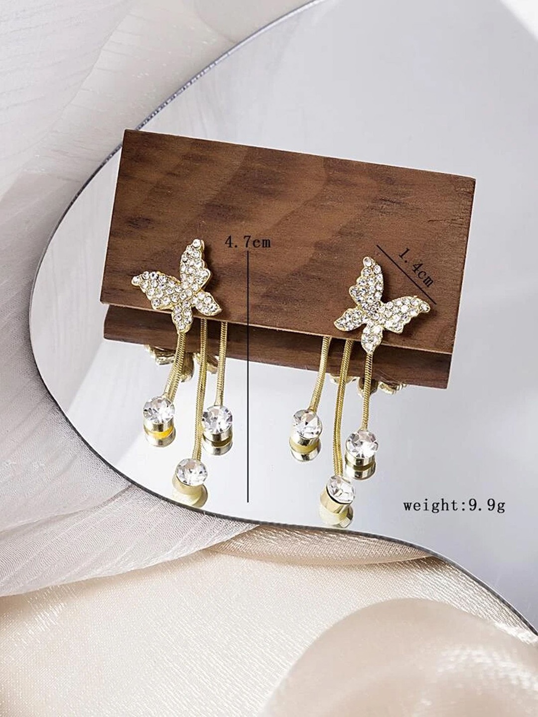 

PolluxCraft Gold-Plated Artificial Beads Geometric Studs Earrings, White