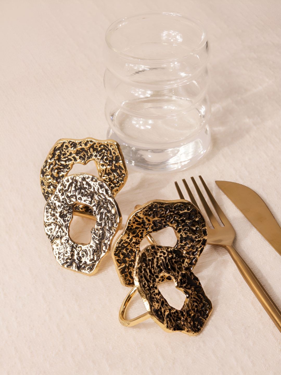 

Glimpse Homes Set of 4 Antique Gold Hammered Design Tissue Holders