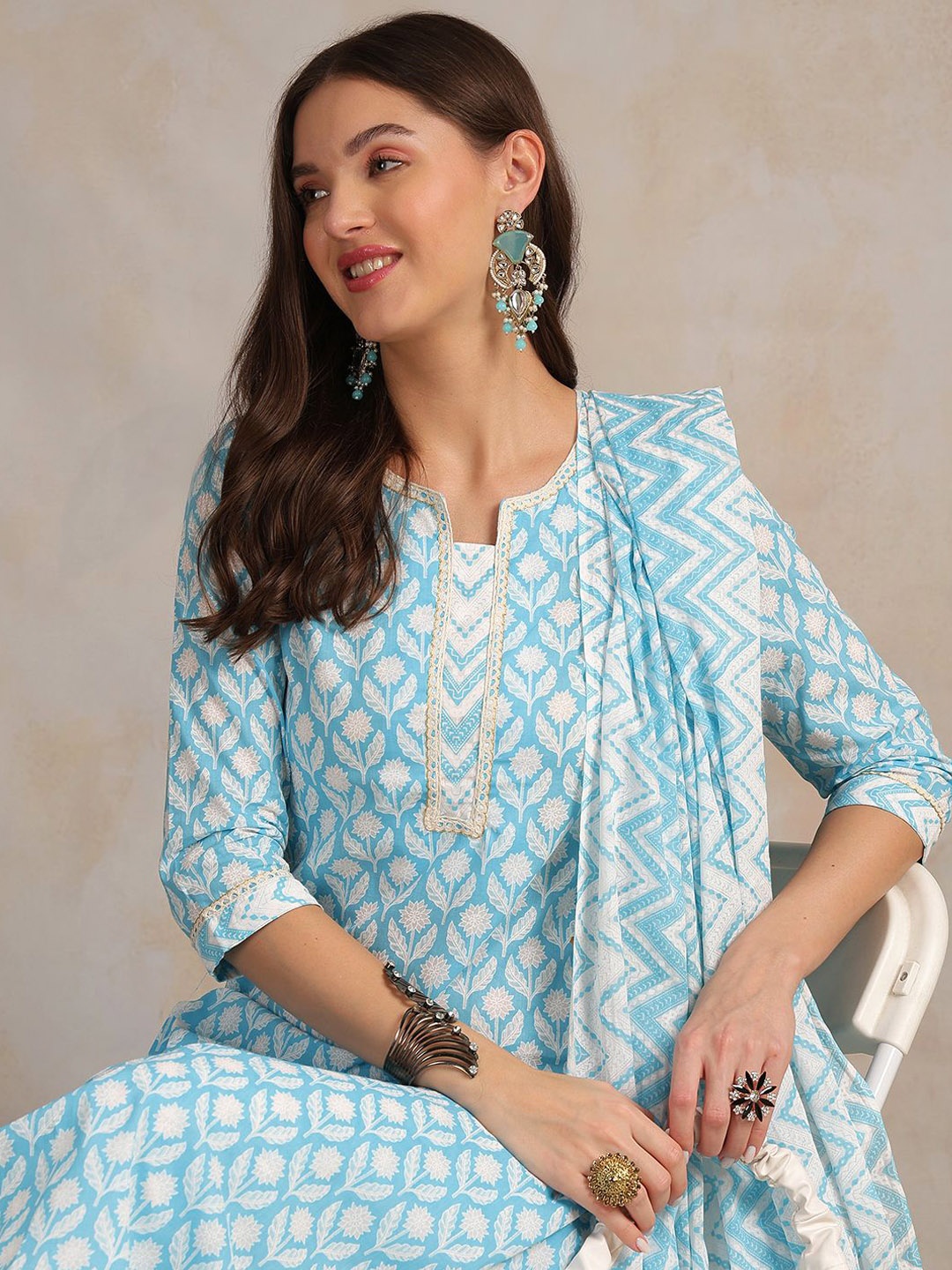 

Anouk Blue Floral Printed Regular Pure Cotton Kurta With Trousers & Dupatta