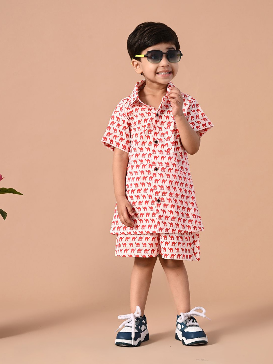 

BAESD Boys Printed Shirt with Shorts, Red