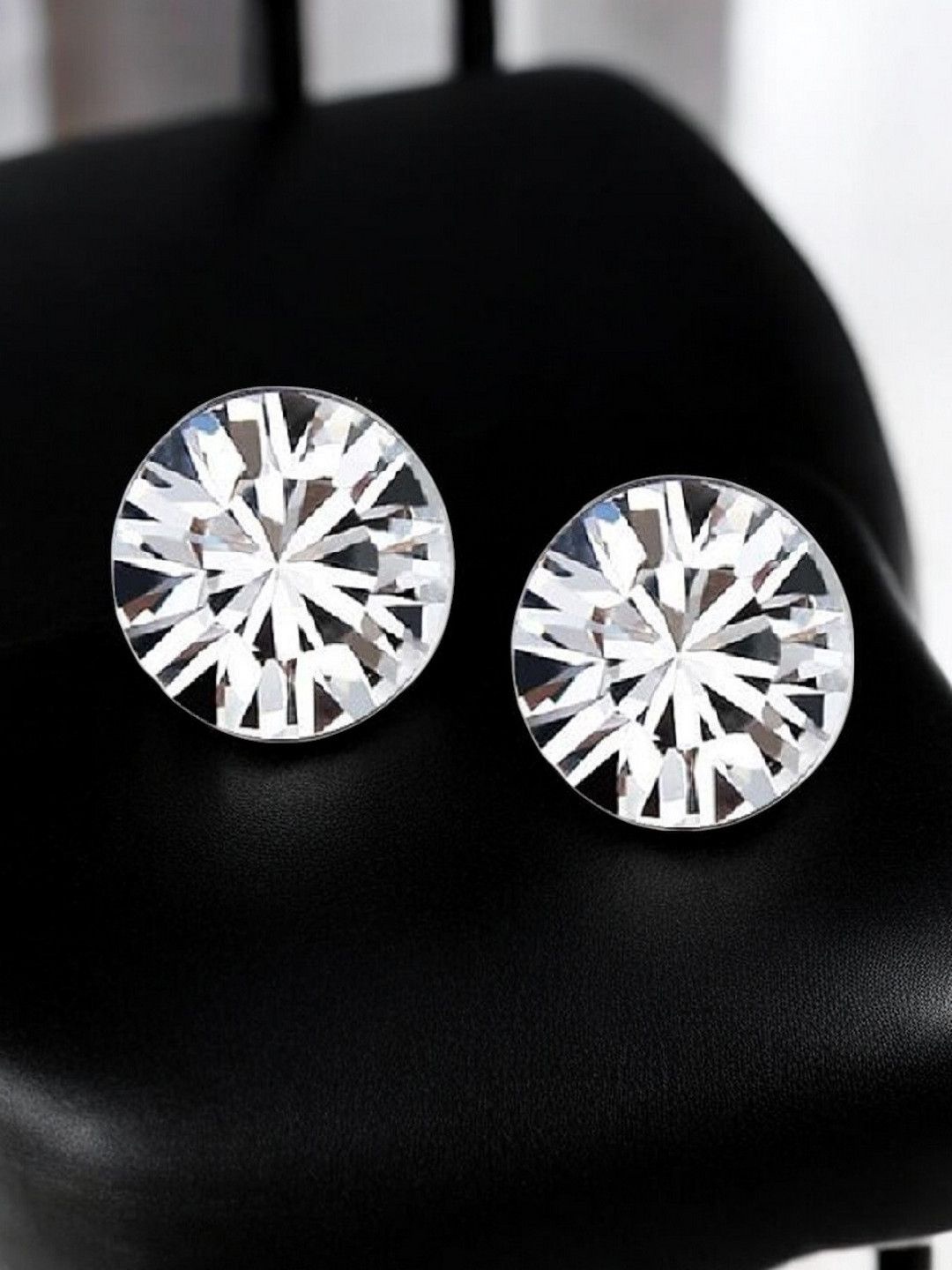 

The Roadster Lifestyle Co Austrian CZ Studded Stud Earrings, Silver