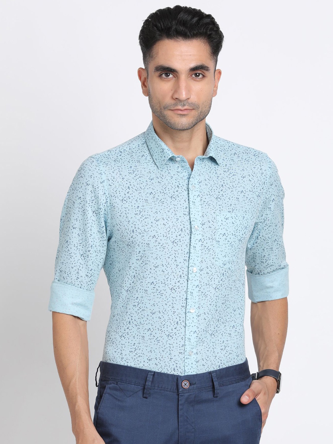 

Turtle Men Standard Spread Collar Floral Printed Formal Shirt, Blue