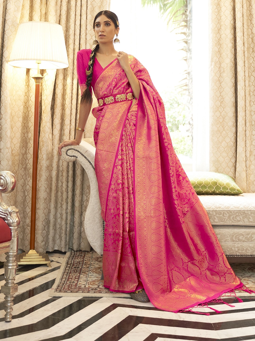 

Rujave Woven Design Fusion Saree With Blouse Piece, Pink
