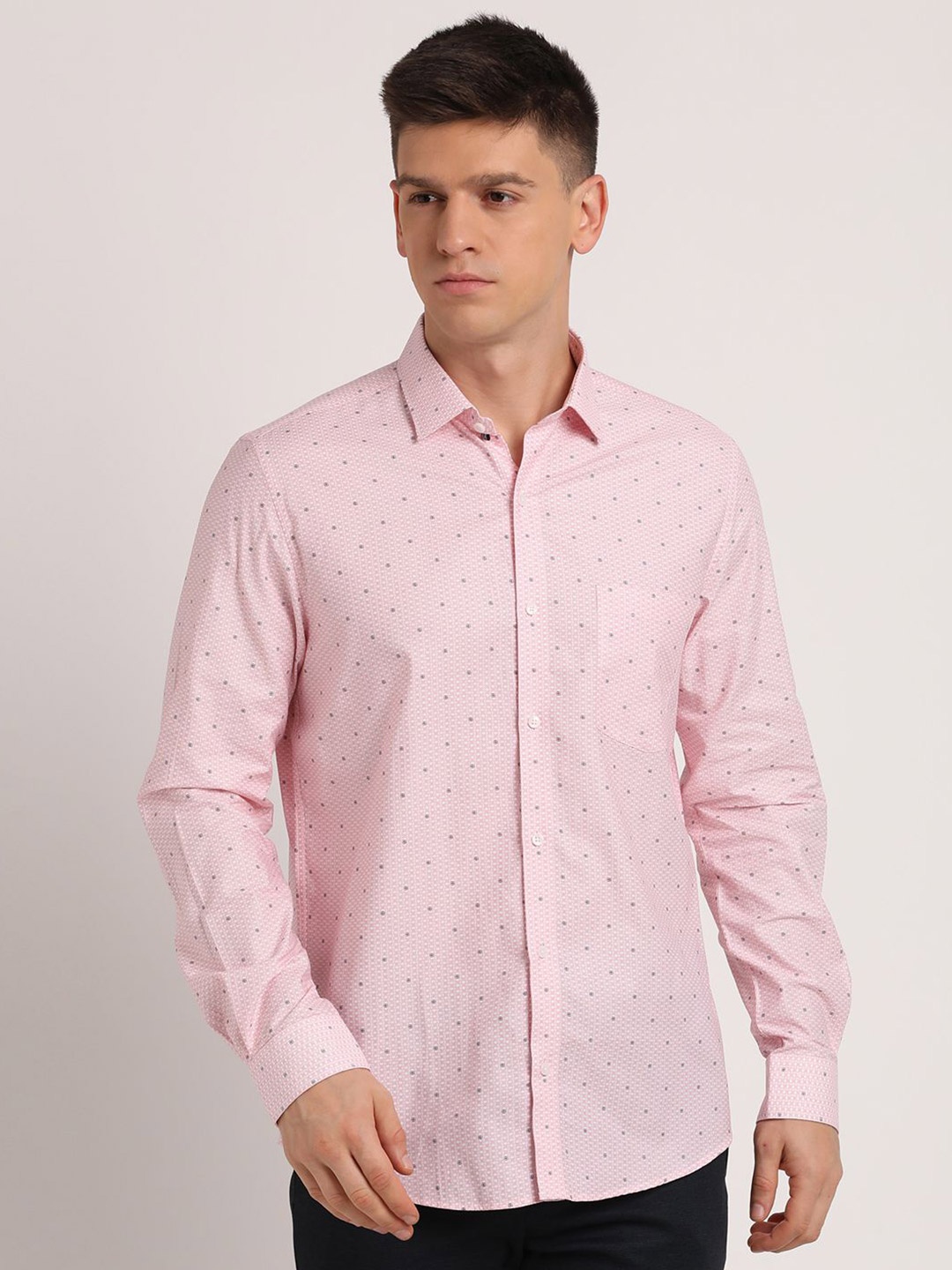 

Turtle Men Standard Slim Fit Spread Collar Micro Ditsy Printed Cotton Casual Shirt, Pink