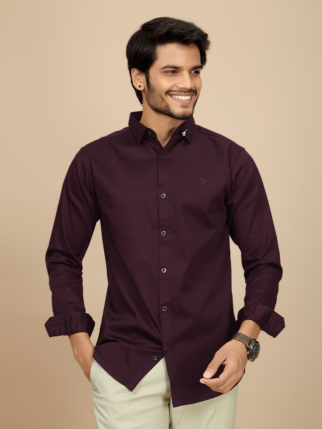 

JOSE N POSE Men Premium Tailored Fit Spread Collar Solid Satin Casual Shirt, Purple