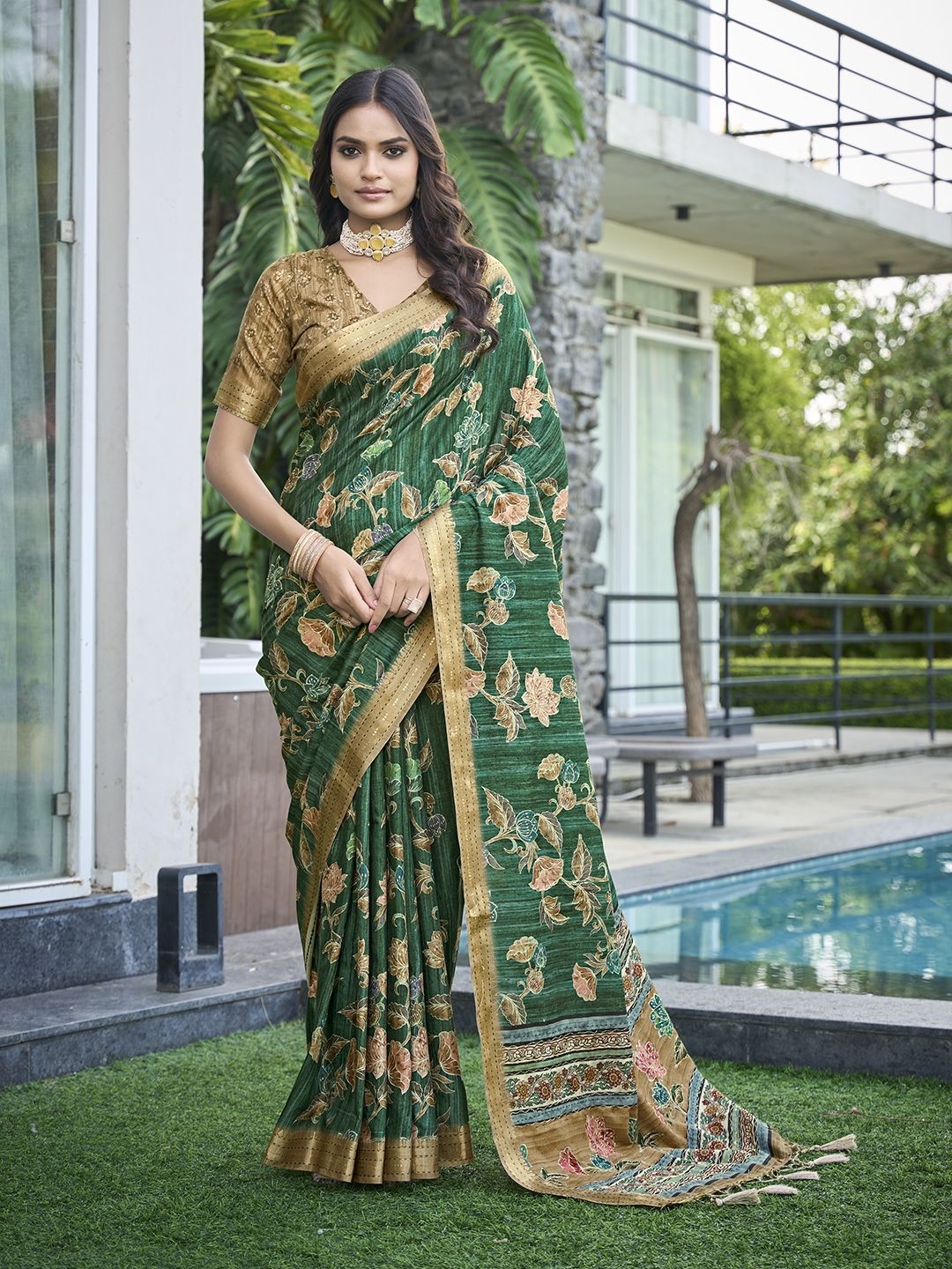 

Mitera Floral Printed Aari Work Pure Silk Saree, Green