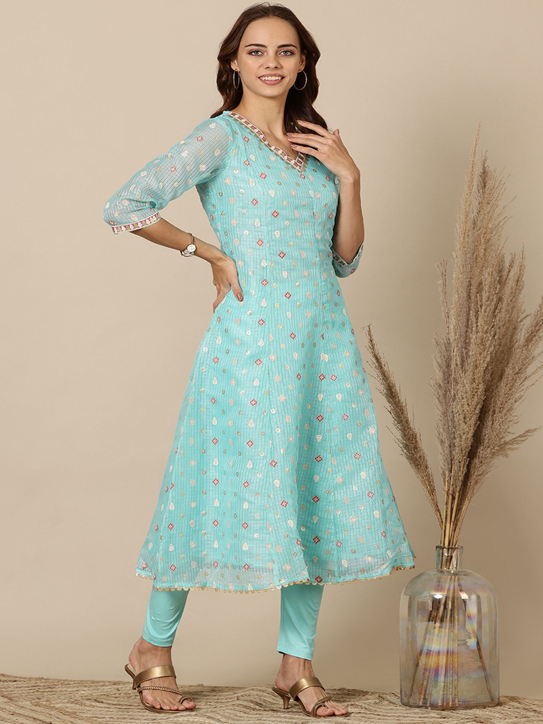 

AURELIA Floral Printed V-Neck A-Line Kurta With Leggings And Dupatta, Blue