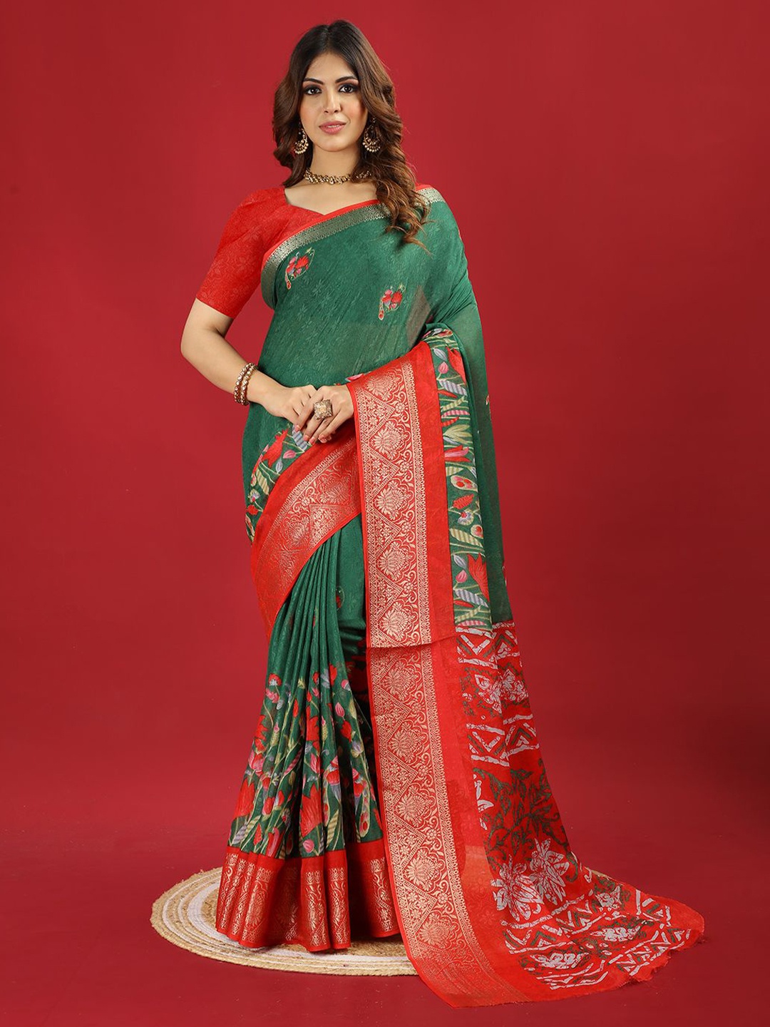 

NIRMAL CREATION Woven Design Floral Zari Saree, Green