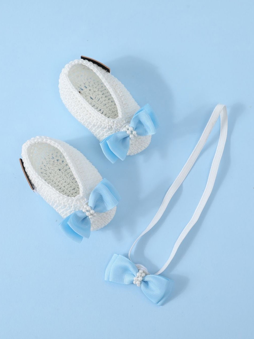 

FUNKRAFTS Girls Acrylic Booties, White
