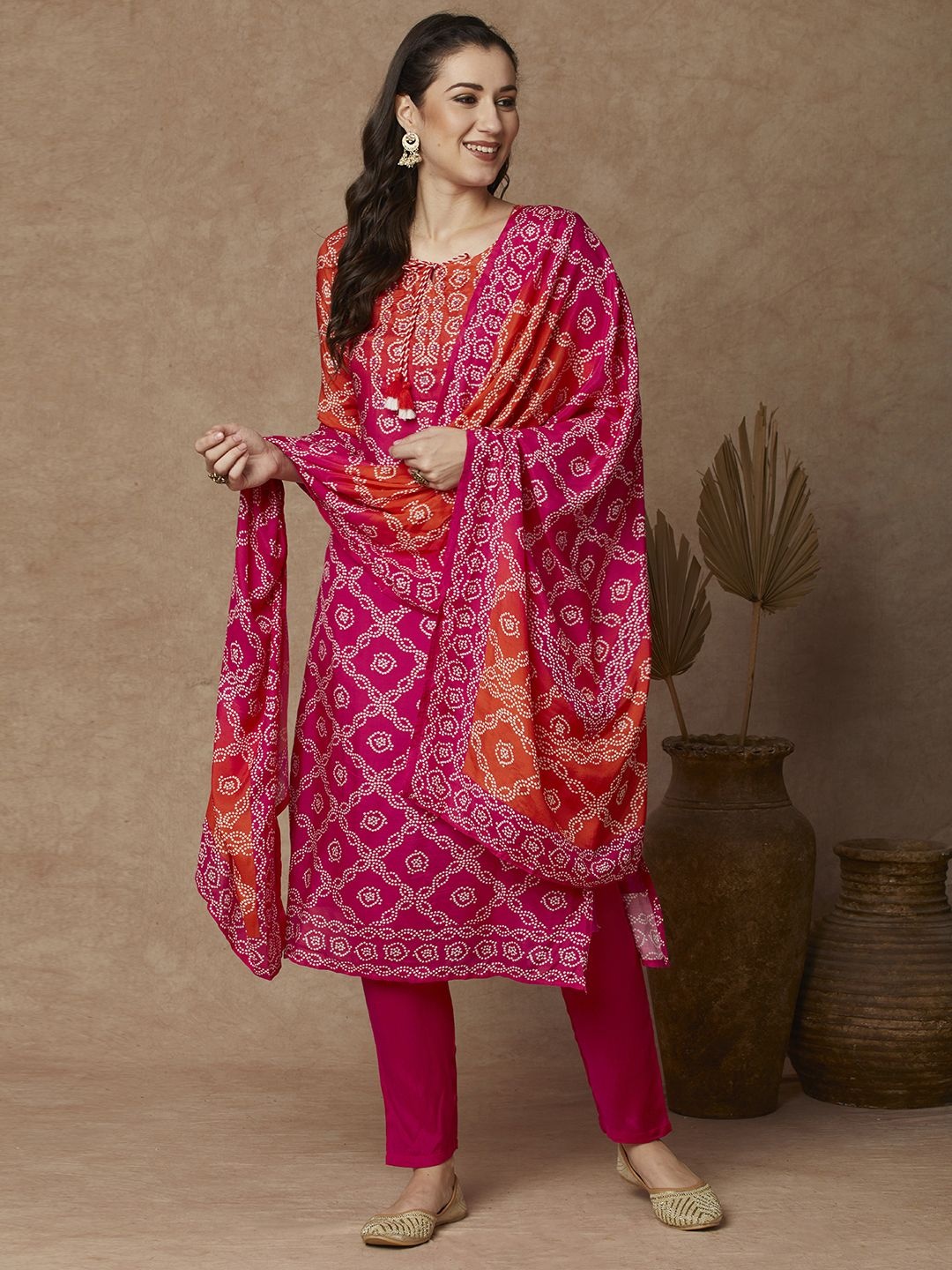 

FASHOR Bandhani Printed Mirror Work Woven Design Straight Kurta with Trousers & Dupatta, Pink