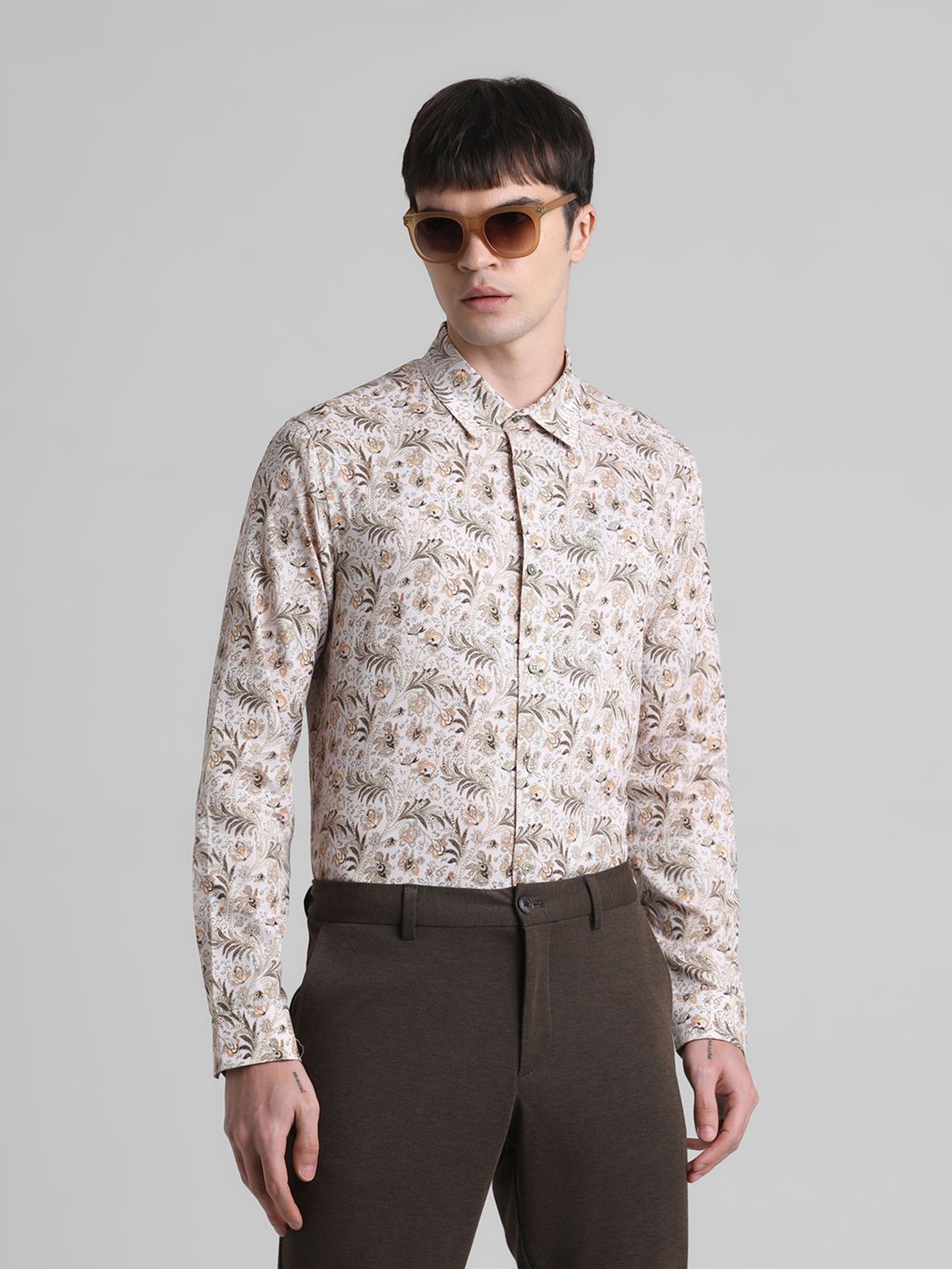 

Jack & Jones Men Slim Fit Spread Collar Floral Printed Cotton Casual Shirt, White