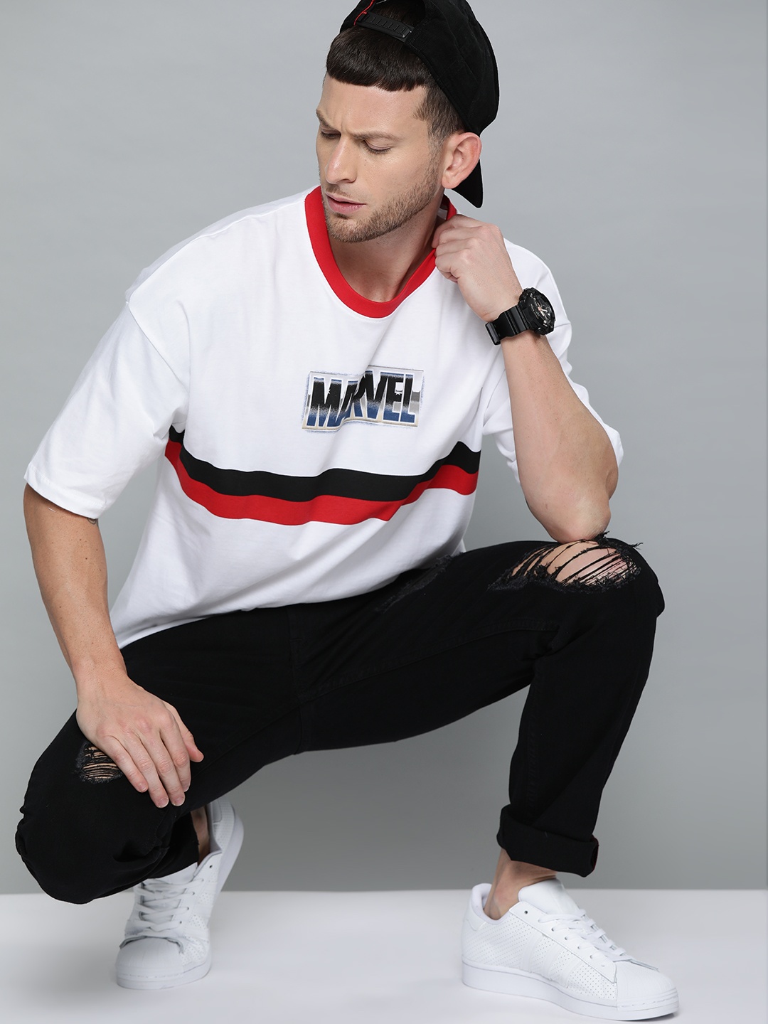 

Kook N Keech Marvel Men White Black Pure Cotton Brand Logo Print Round Neck Pure Cotton Oversized T-shirt
