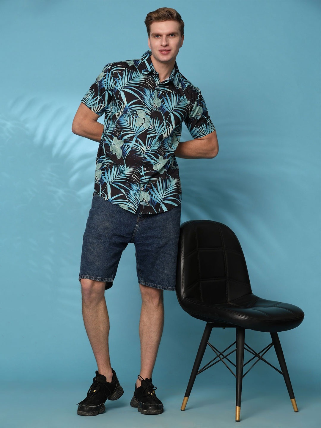 

Moda Rapido Men Standard Fit Spread Collar Floral Printed Casual Shirt, Black