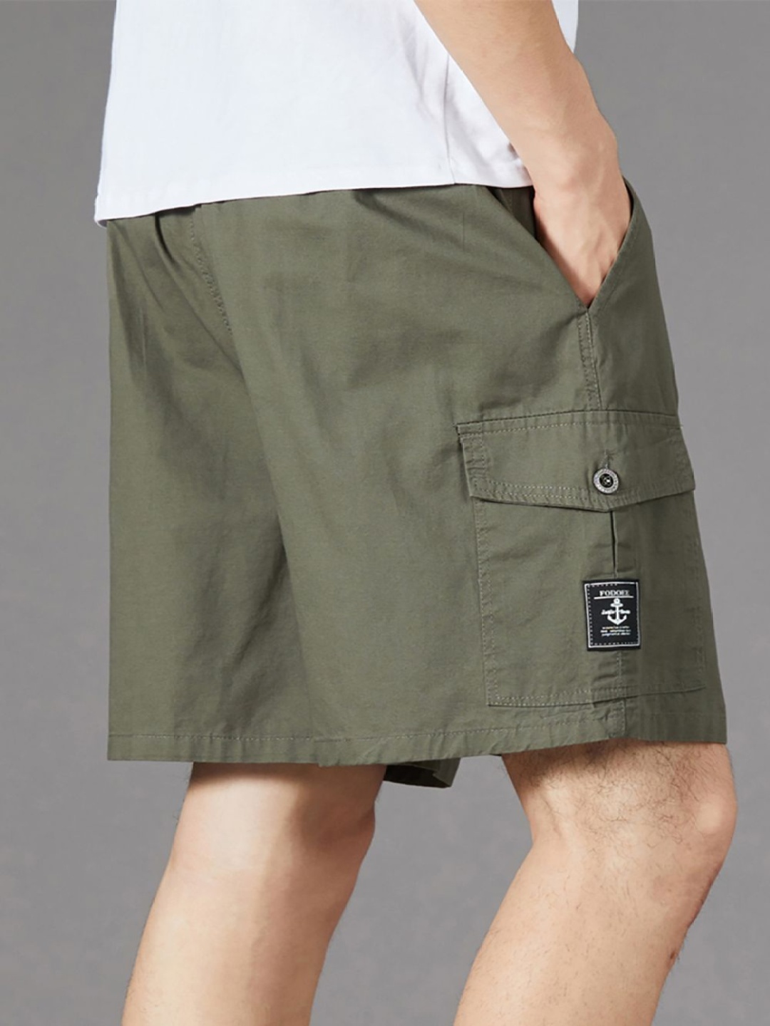 

StyleCast x Revolte Men Regular Fit Mid-Rise Cotton Shorts, Green