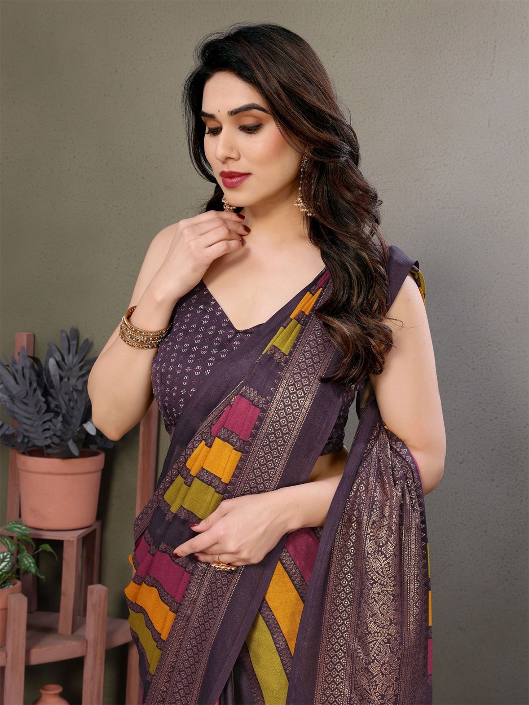 

PHORIA STYLE Pure Chiffon Zari Saree, Purple