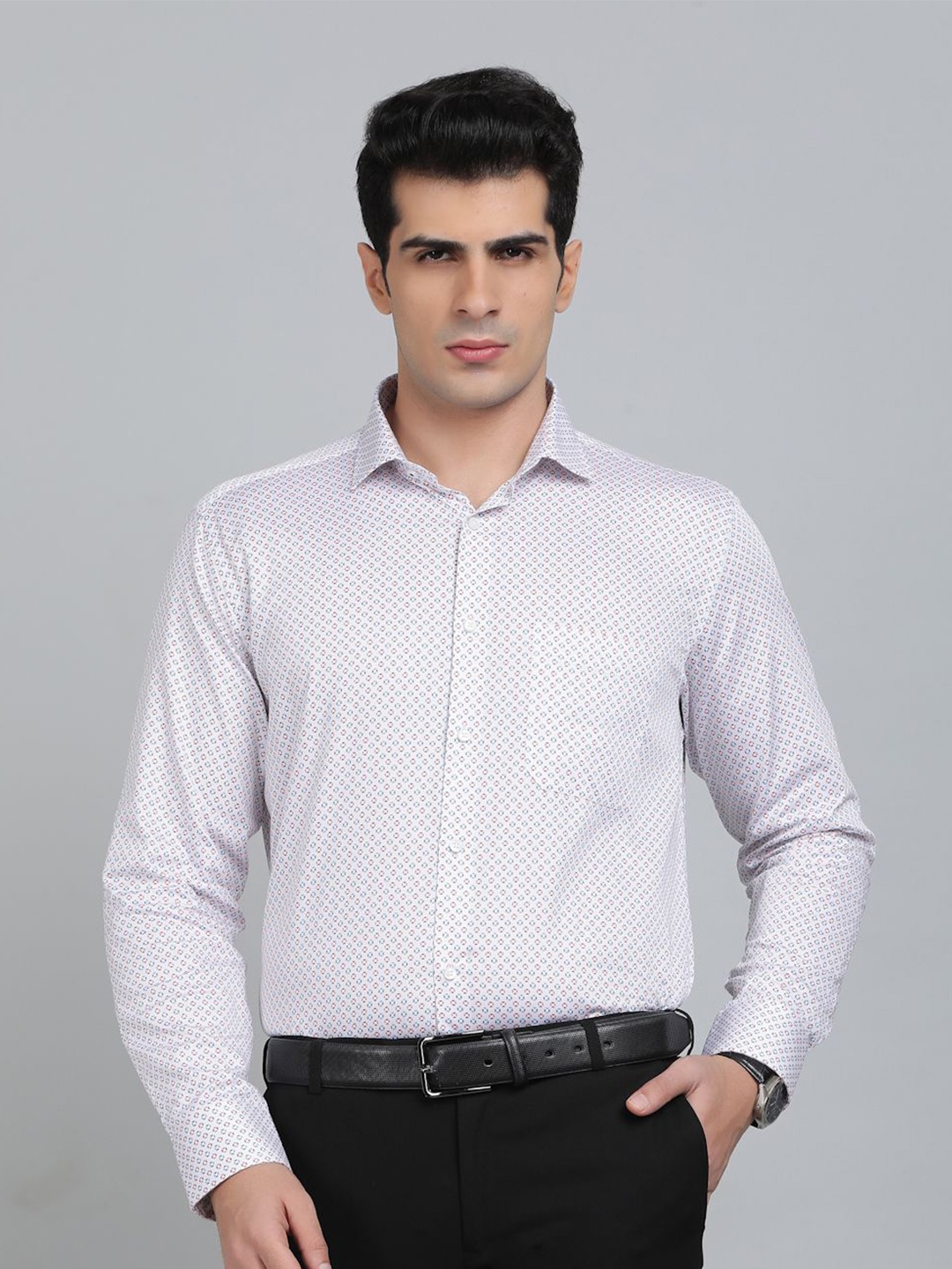 

Greenfibre Men Spread Collar Geometric Printed Cotton Formal Shirt, White