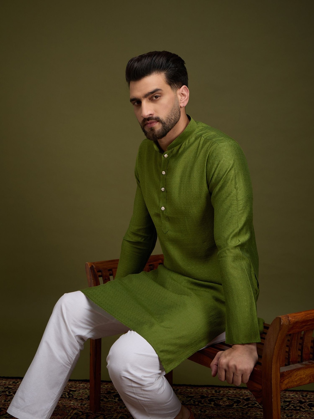 

Anouk Green Geometric Embroidered Mandarin Collar Pure Cotton Straight Kurta