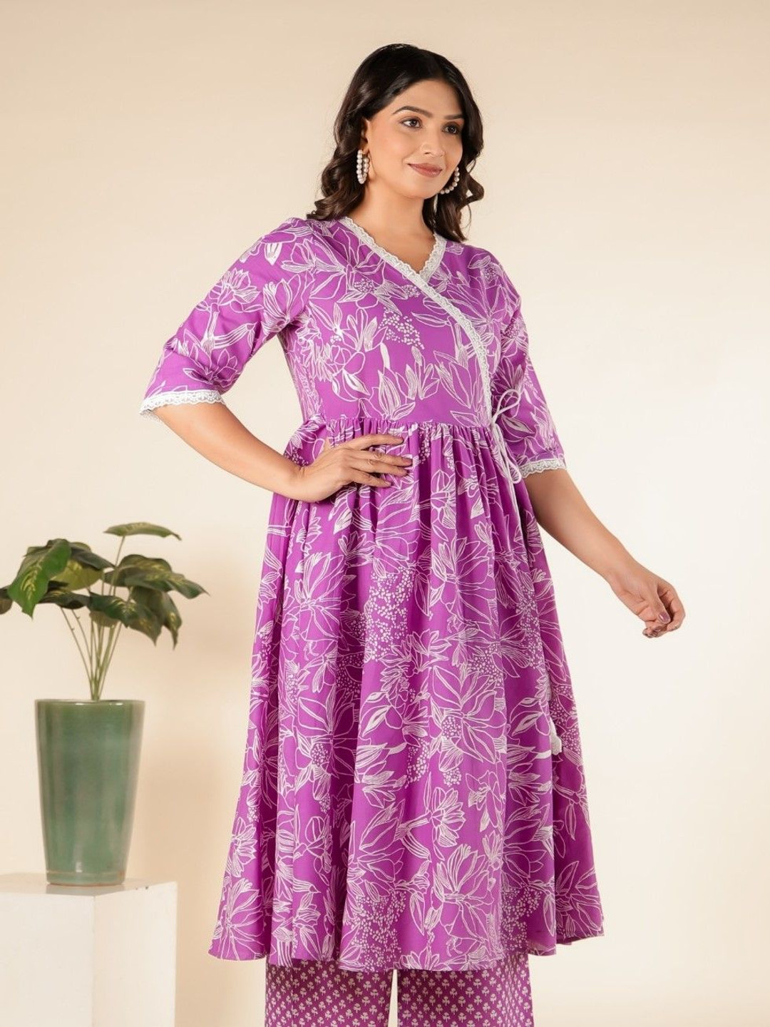 

Aramya Floral Printed V-Neck Angrakha Anarkali Cotton Kurta, Purple