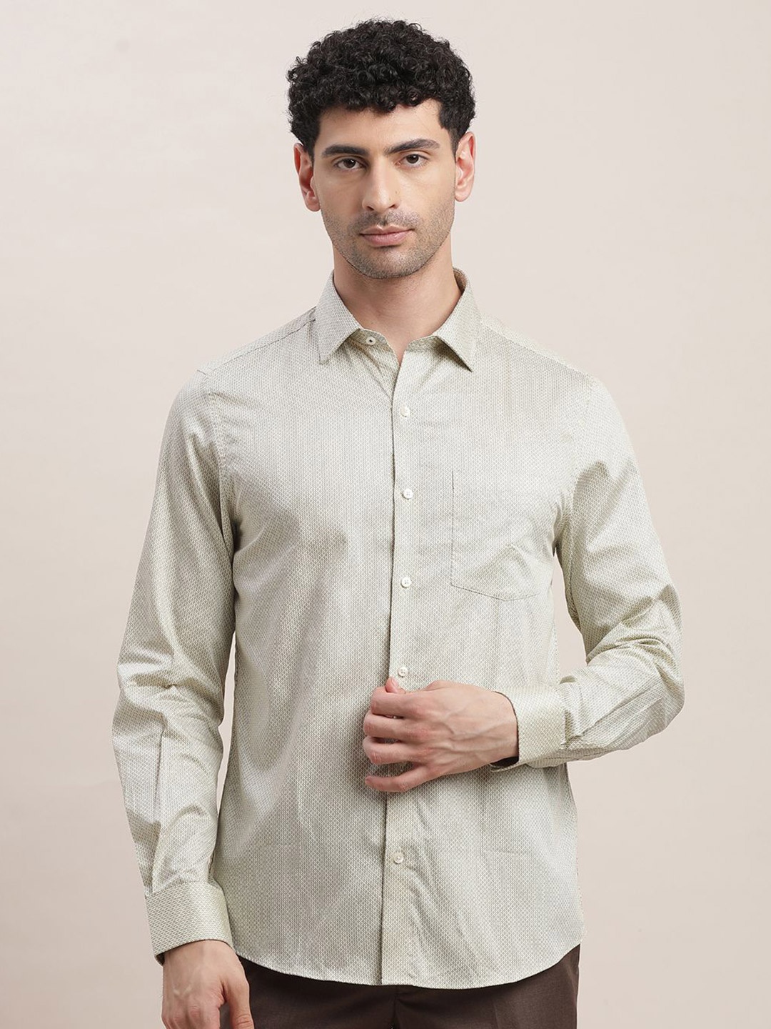 

Turtle Men Standard Slim Fit Spread Collar Micro Ditsy Printed Cotton Formal Shirt, Beige