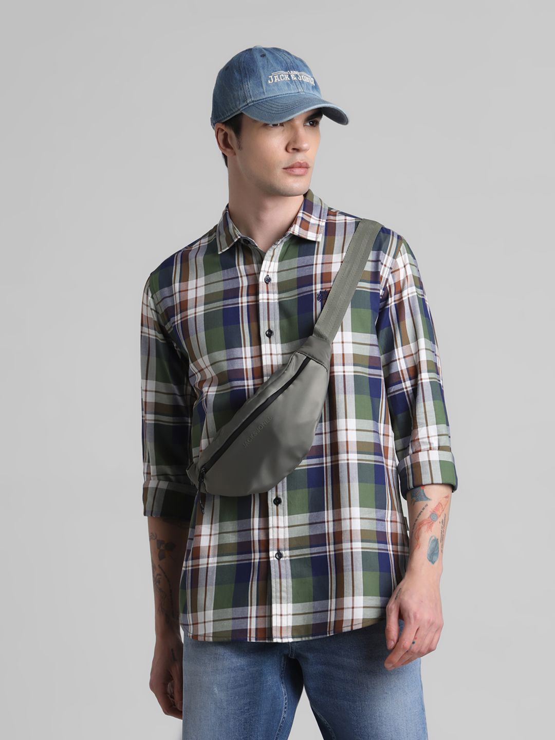 

Jack & Jones Men Spread Collar Tartan Checked Cotton Casual Shirt, Green