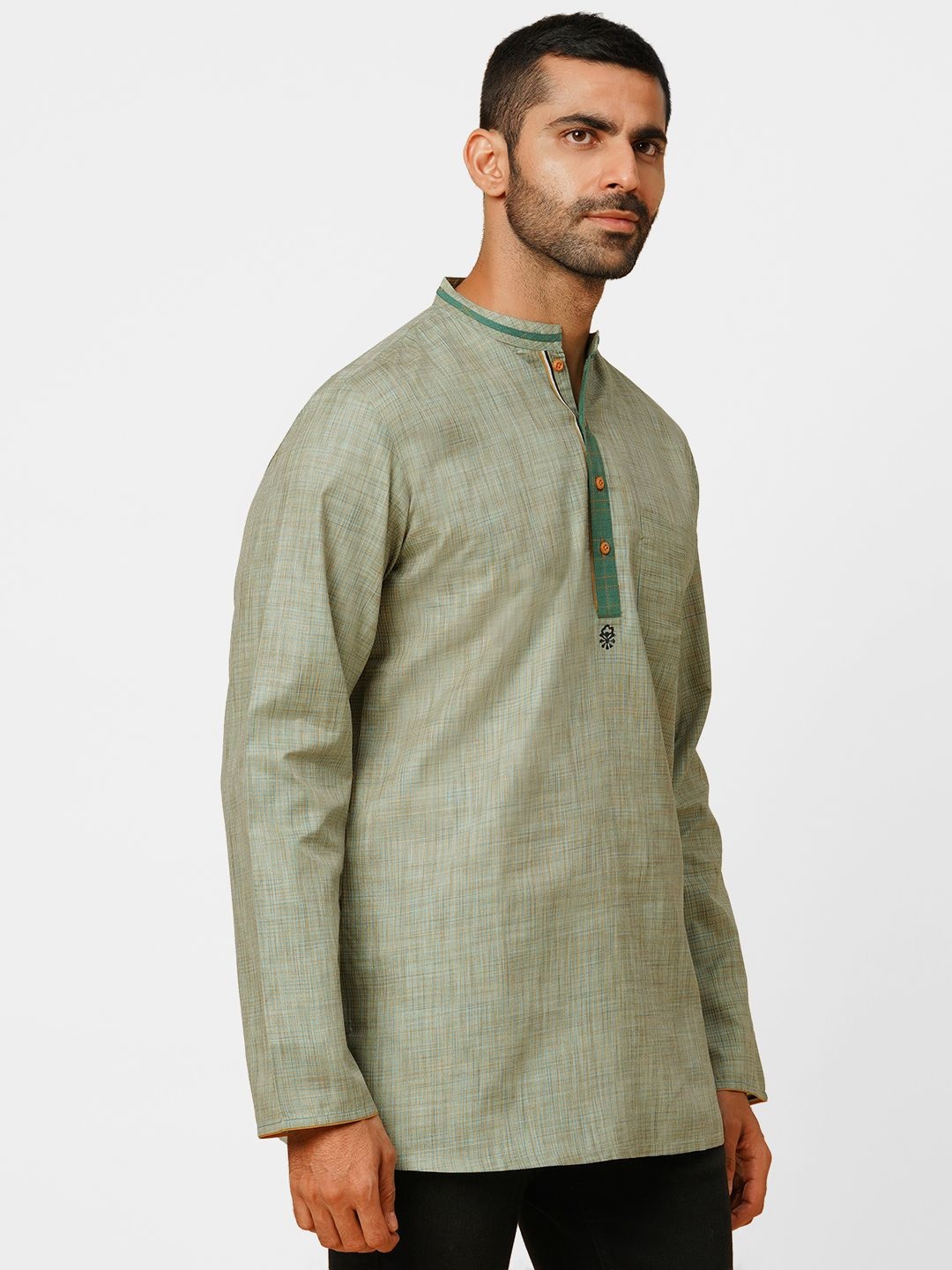 

ARCHATTIRE Men Thread Work Kurta, Blue