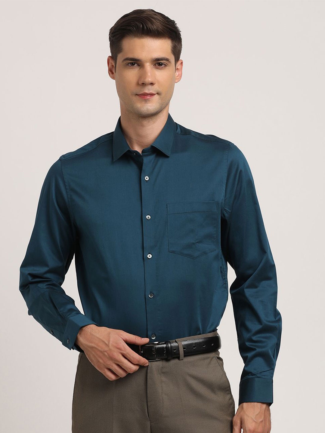 

Turtle Men Classic Slim Fit Spread Collar Solid Cotton Casual Shirt, Teal