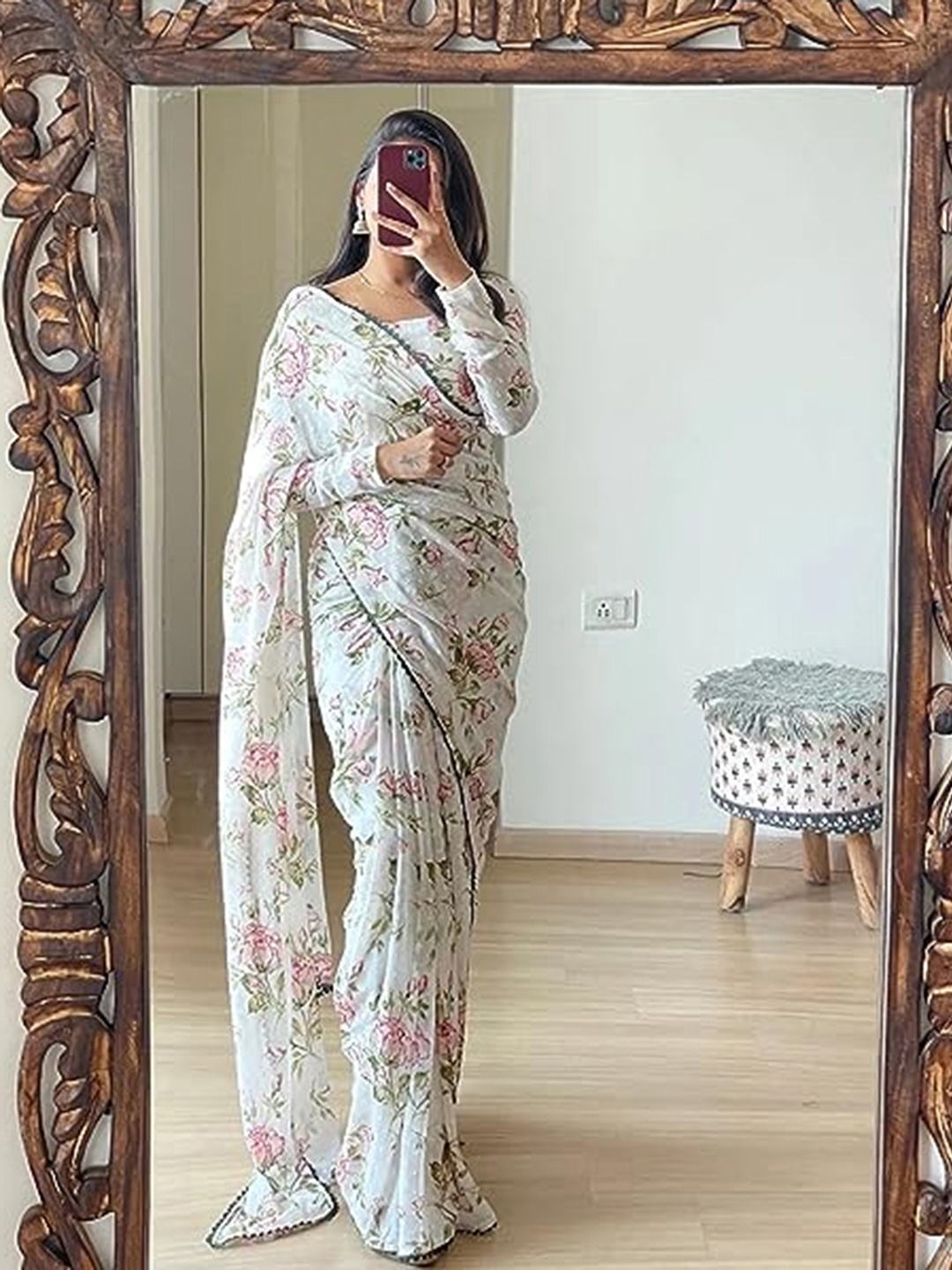 

Satrani Floral Pure Chiffon Ready to Wear Saree, White