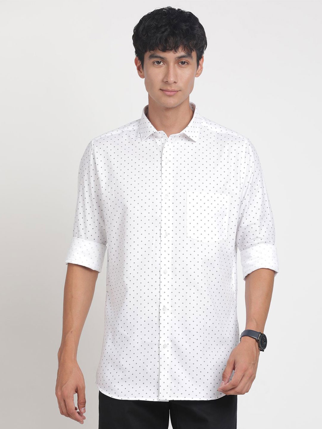 

Turtle Men Standard Fit Spread Collar Micro Ditsy Printed Cotton Casual Shirt, White