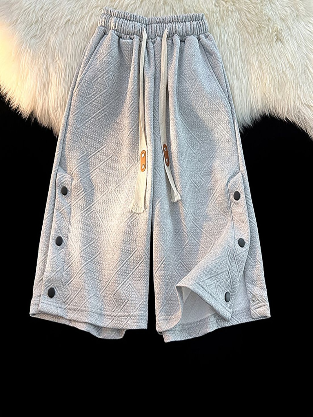 

StyleCast x Revolte Men Regular Fit Mid-Rise Shorts, Grey
