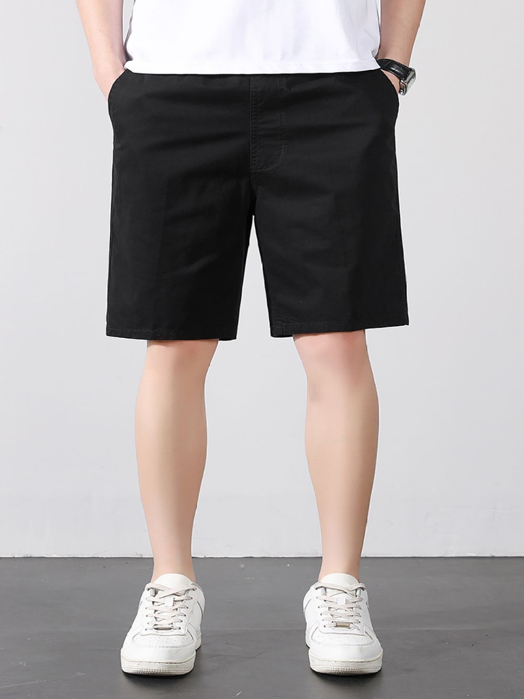 

StyleCast x Revolte Men Above Knee Mid-Rise Shorts, Black