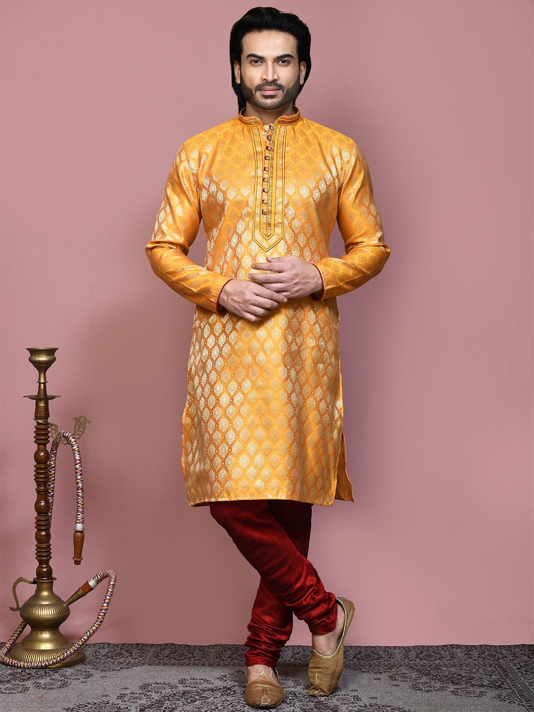 

RANAK Ethnic Motifs Printed Emroidered Mandarin Collar Straight Kurta, Yellow