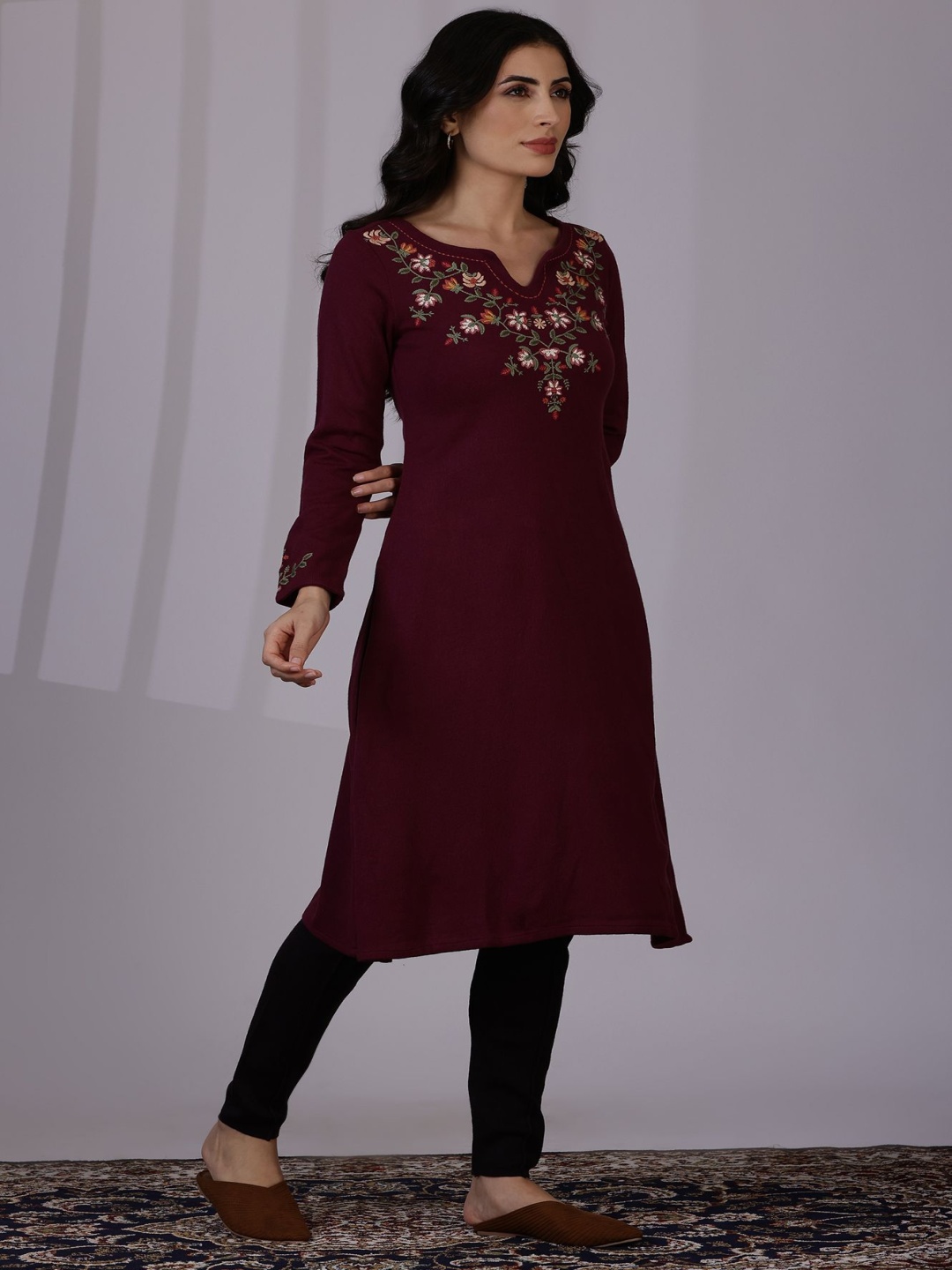 

W Floral Embroidered Notch Neck A-Line Kurta, Purple