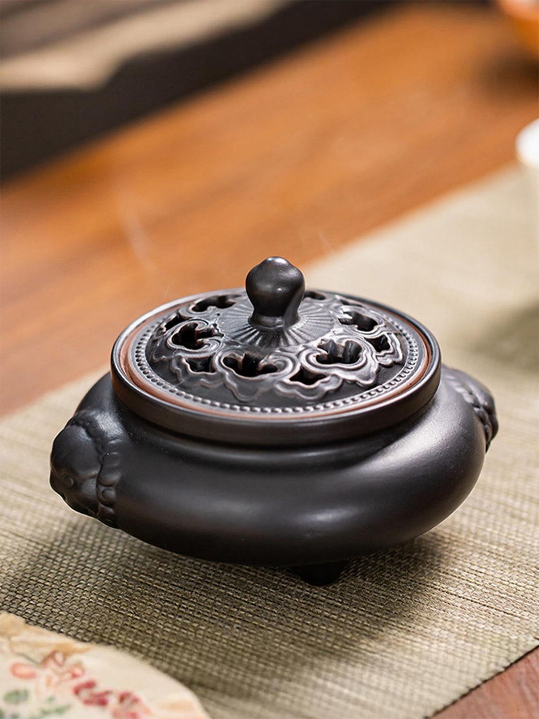 

Ekhasa Black Self Design Heat Resistant Ceramic Dhoop Dani Loban Burner Holder Stand