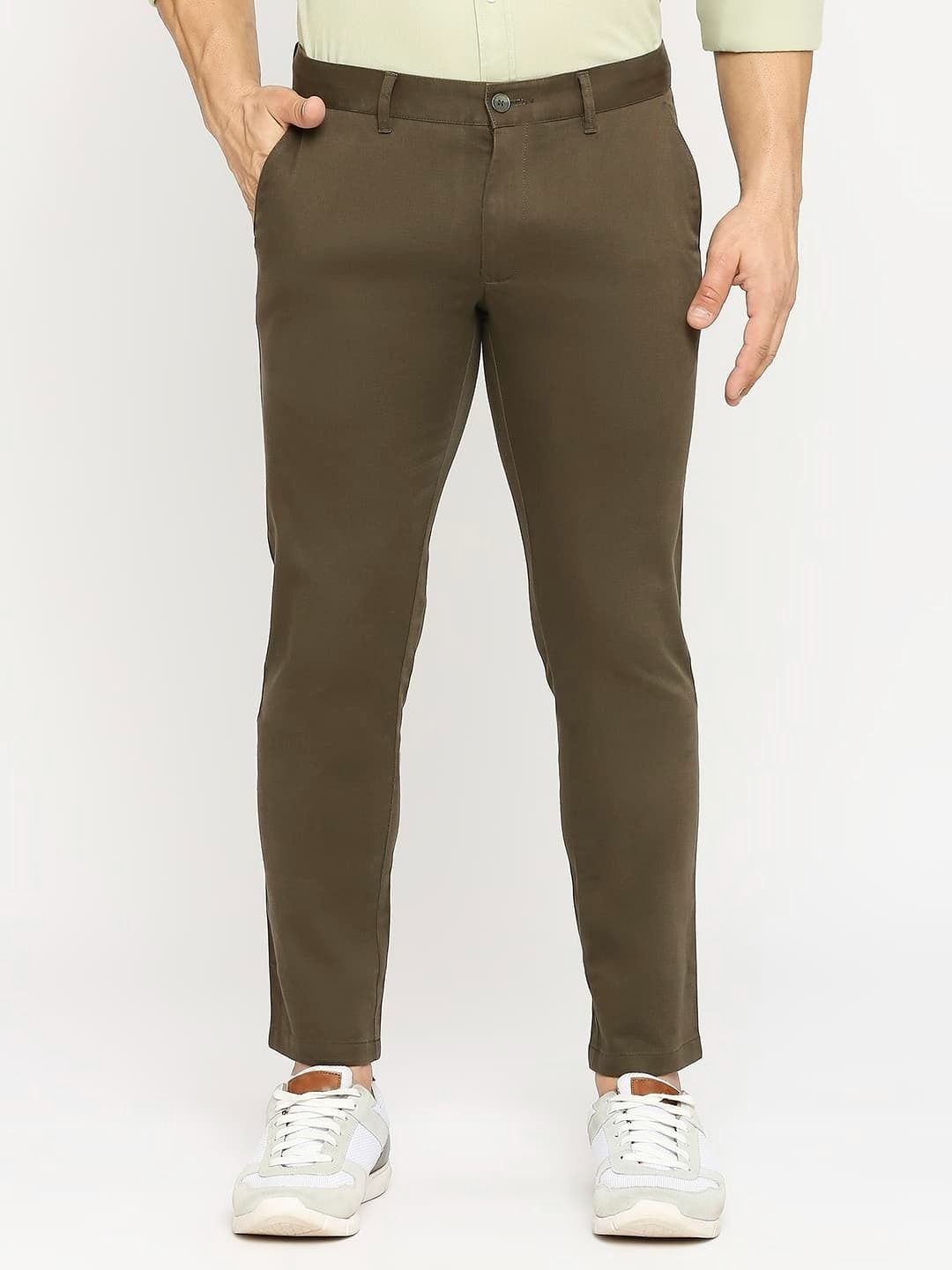 

Basics Men Skinny Fit Low-Rise Cotton Trousers, Camel brown