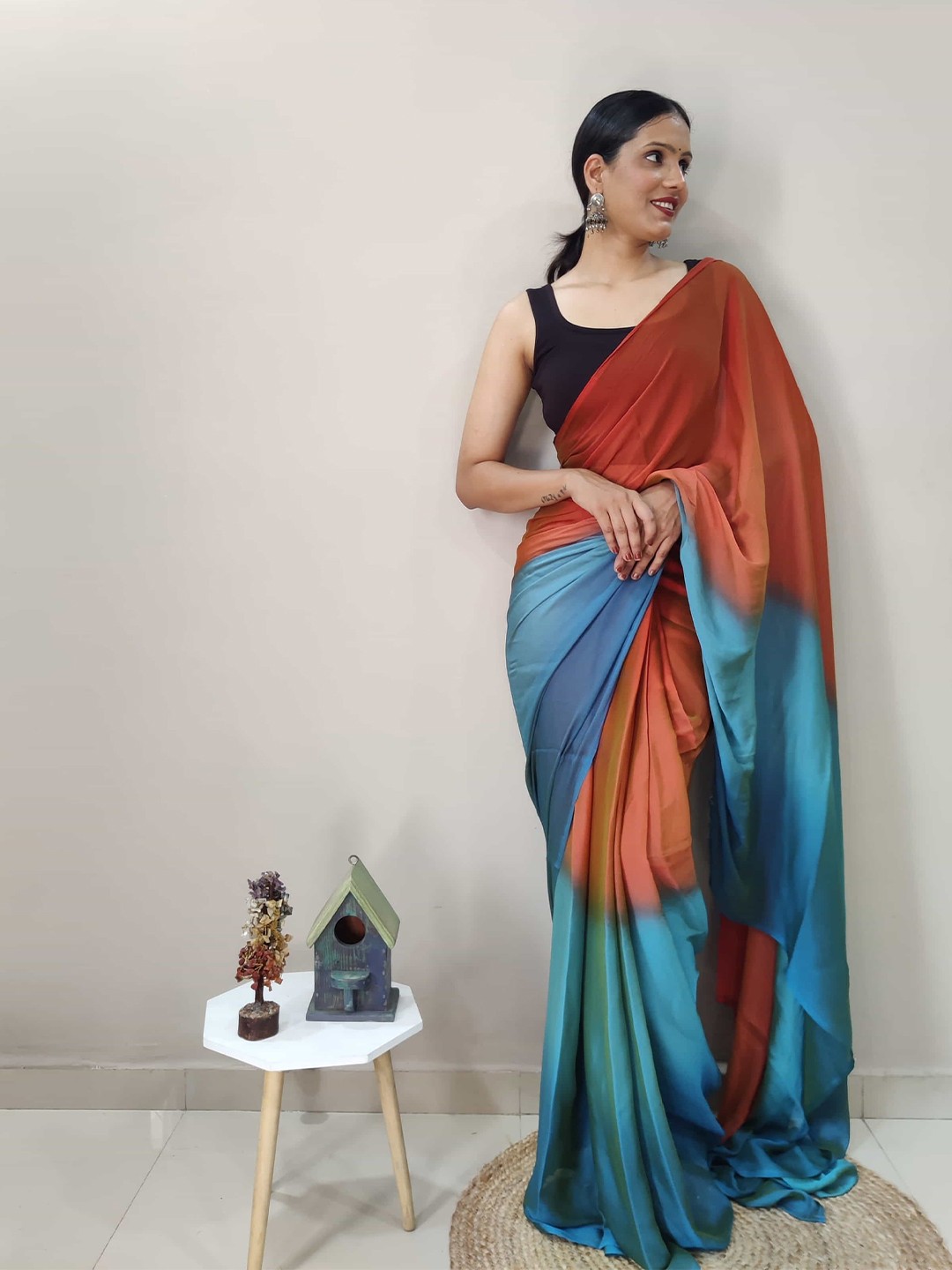 

DIVASTRI Ombre Satin Ready to Wear Saree, Red