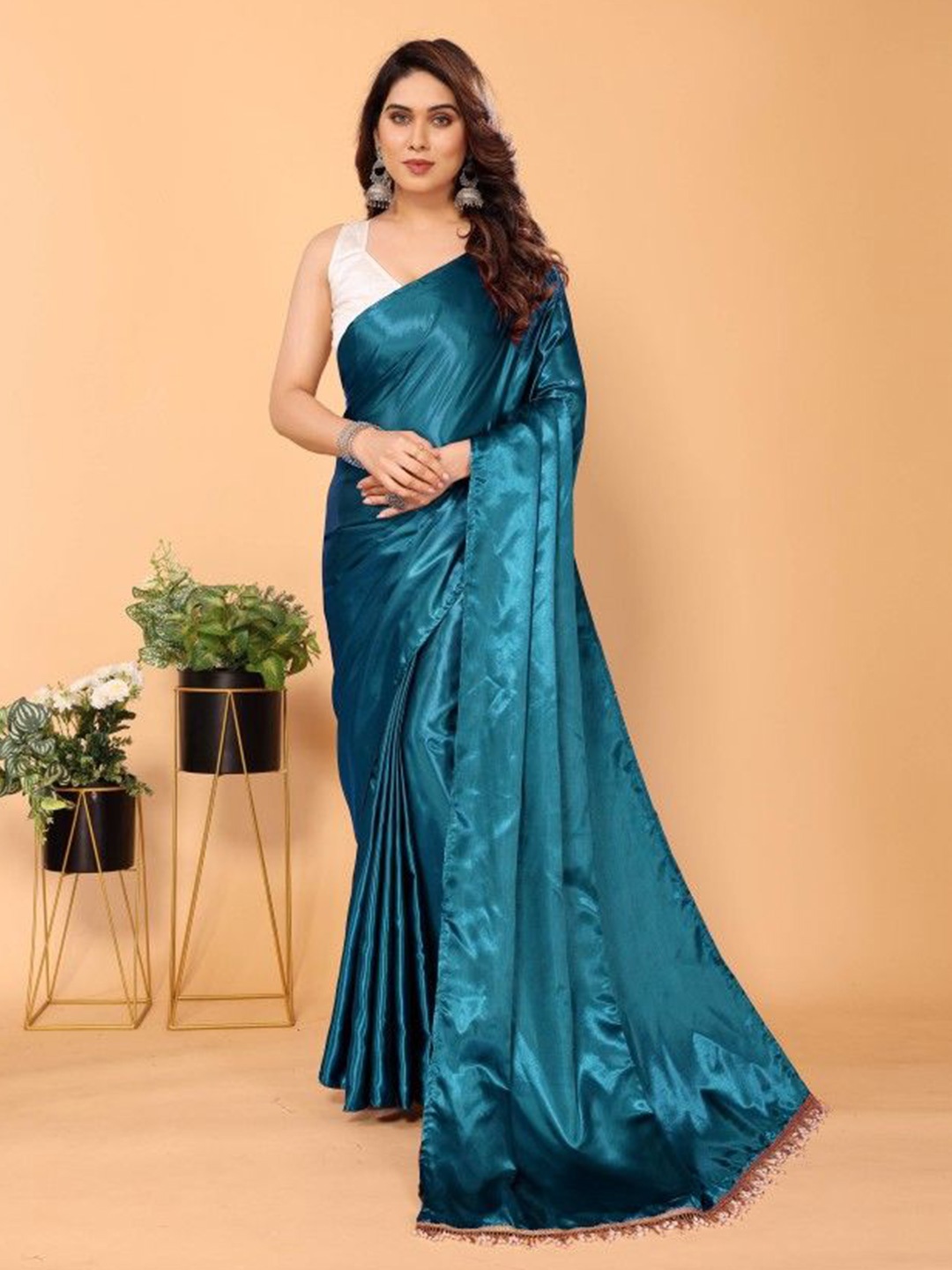 

Aika Women Satin Saree, Teal