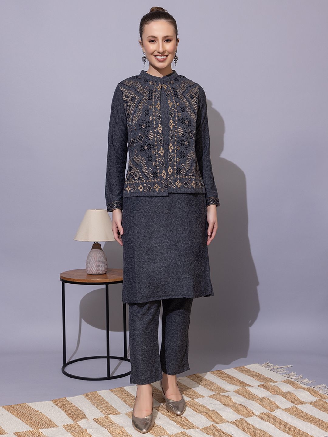 

KEIKO Geometric Woven Design Mandarin Collar Acrylic Straight Kurta with Trousers, Grey