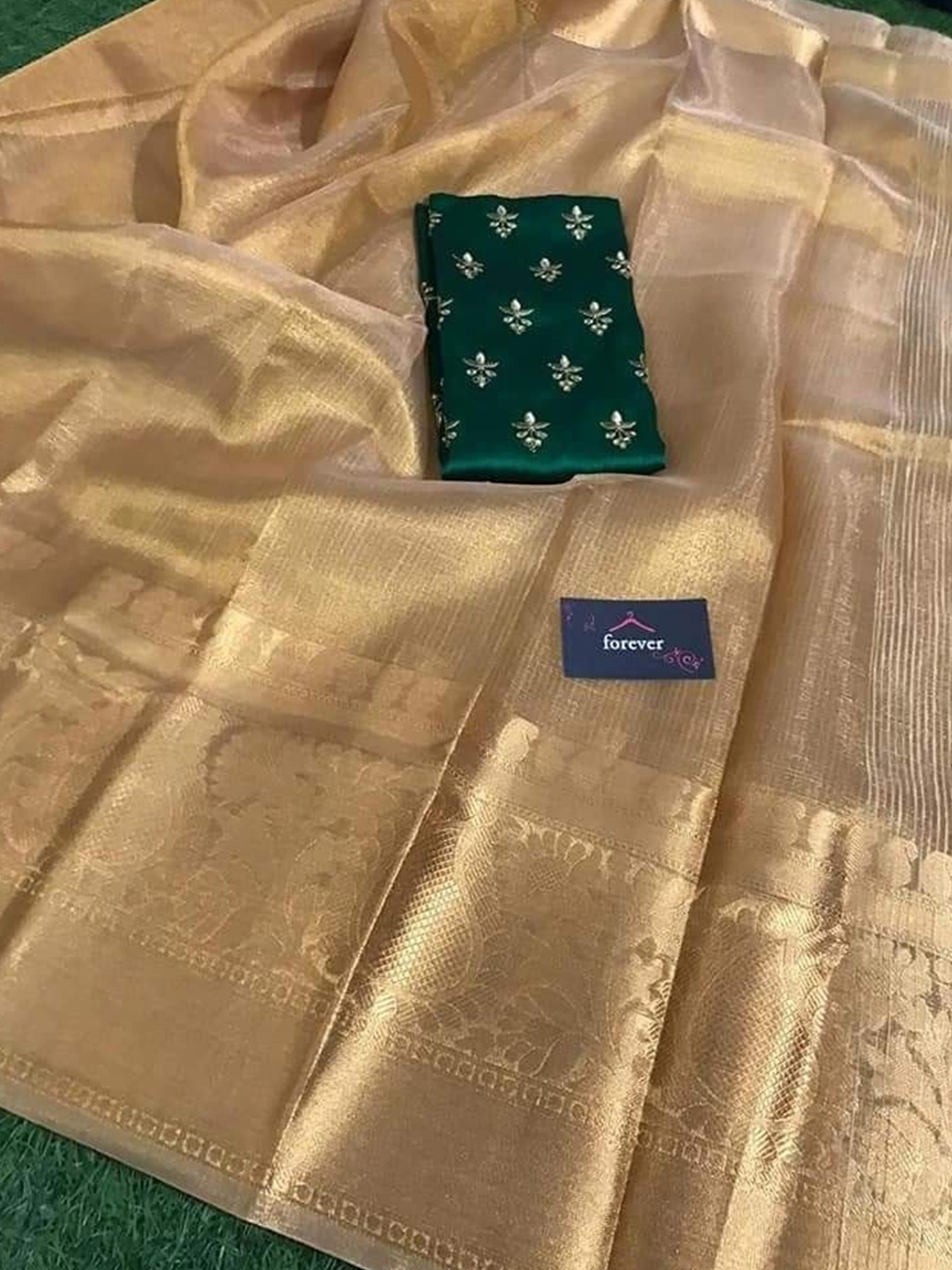 

DIVASTRI Woven Design Zari Tissue Designer Banarasi Saree, Gold