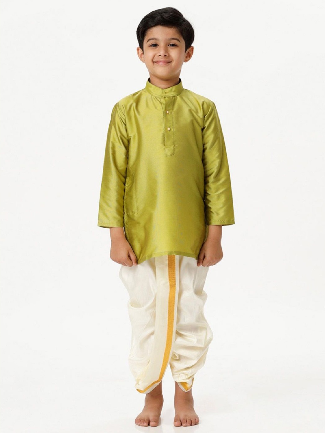 

Ramraj Boys Solid Long Sleeve Kurta with Panchakacham, Green