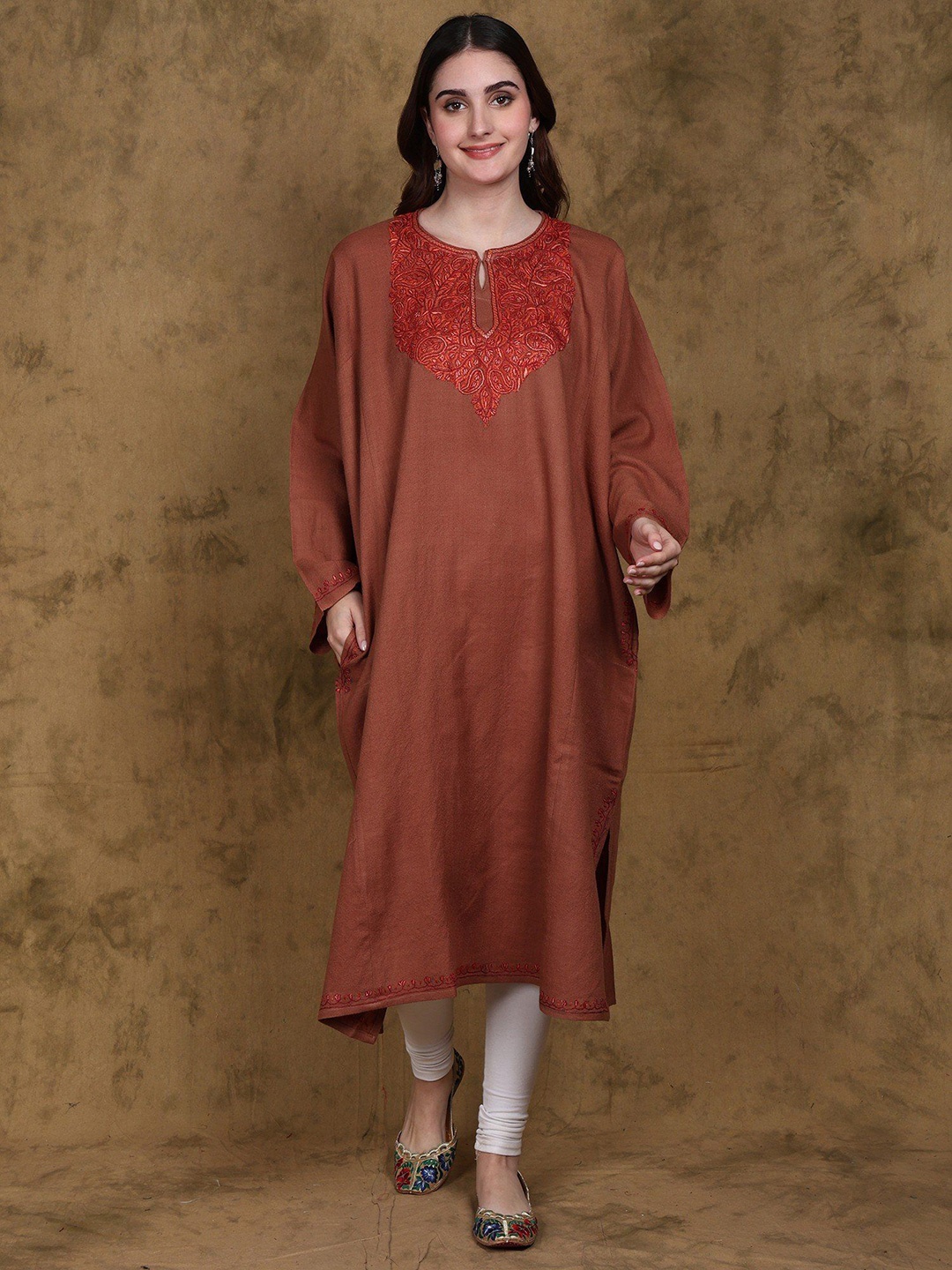 

Exotic India Pecan-Brown Wool Kashmiri Phiran Kurta with Paisley Sozni Hand-Embroidery