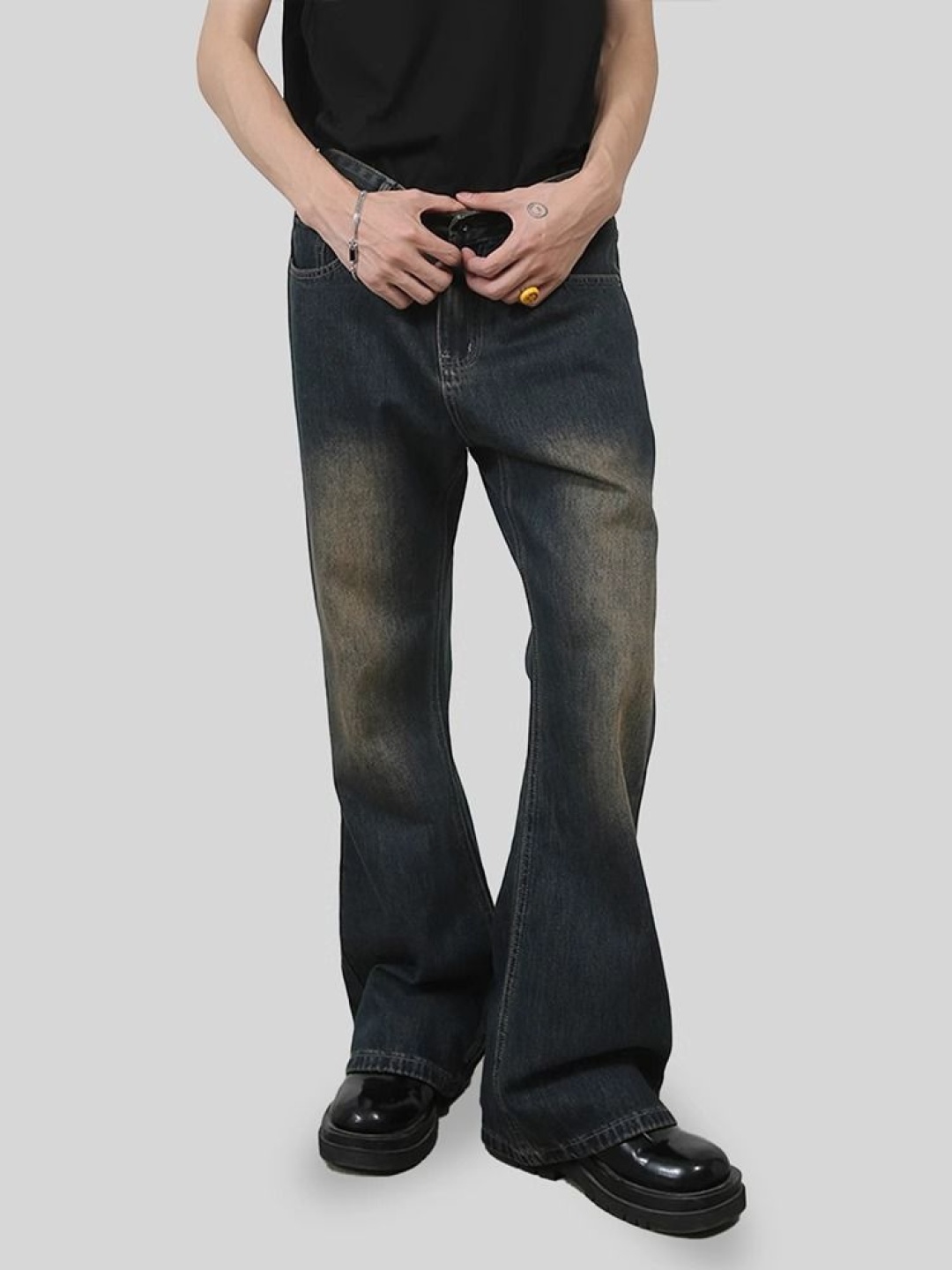 

StyleCast Men Straight Fit Light Fade Cotton Jeans, Blue