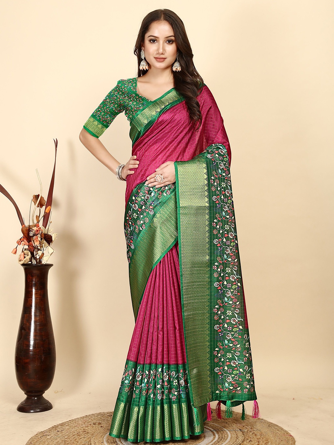 

J 6 DESIGNER Floral Schiffli Block Print Saree, Pink