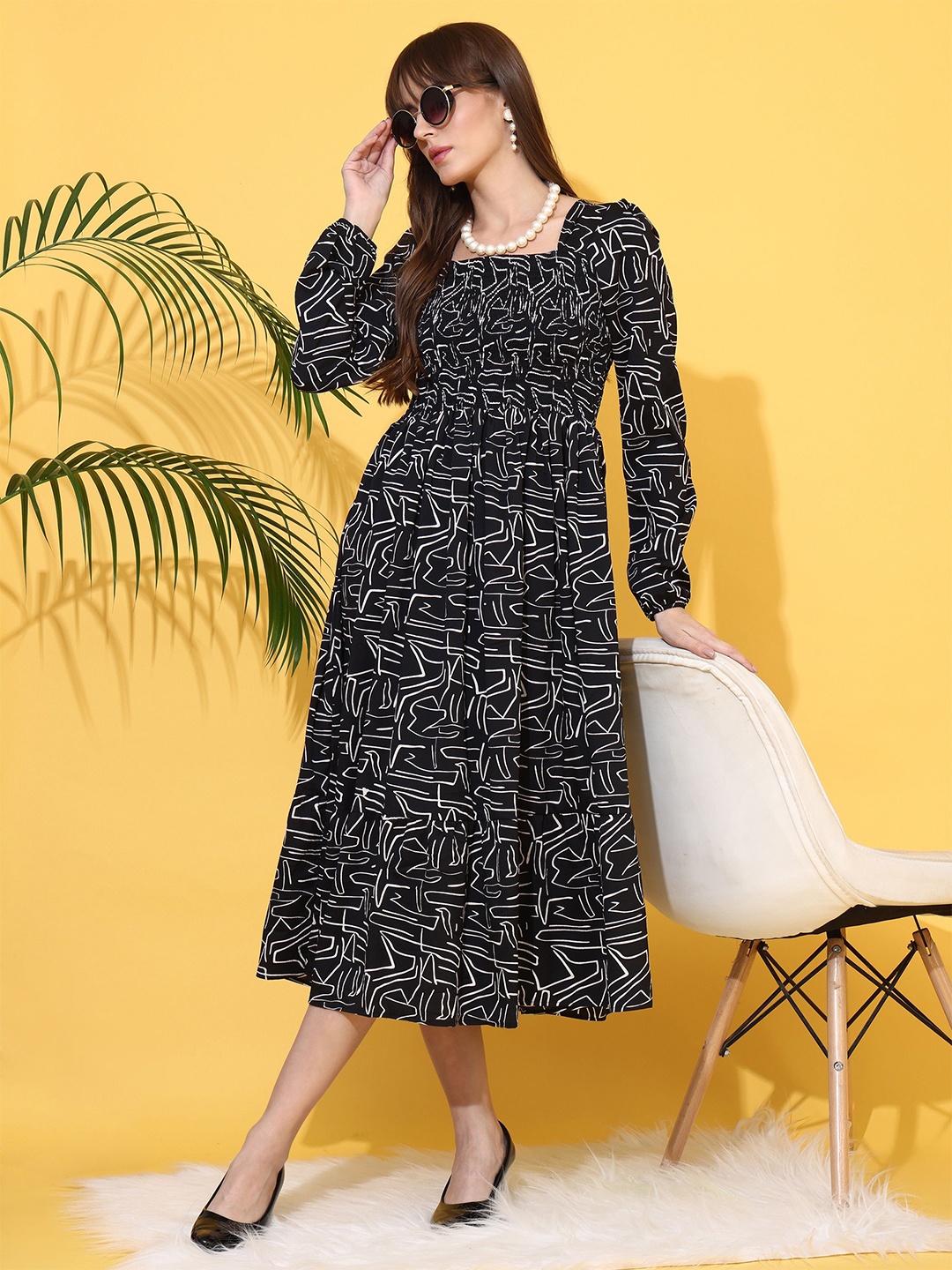 

PIK OOPS Print Crepe Fit & Flare Midi Dress, Black