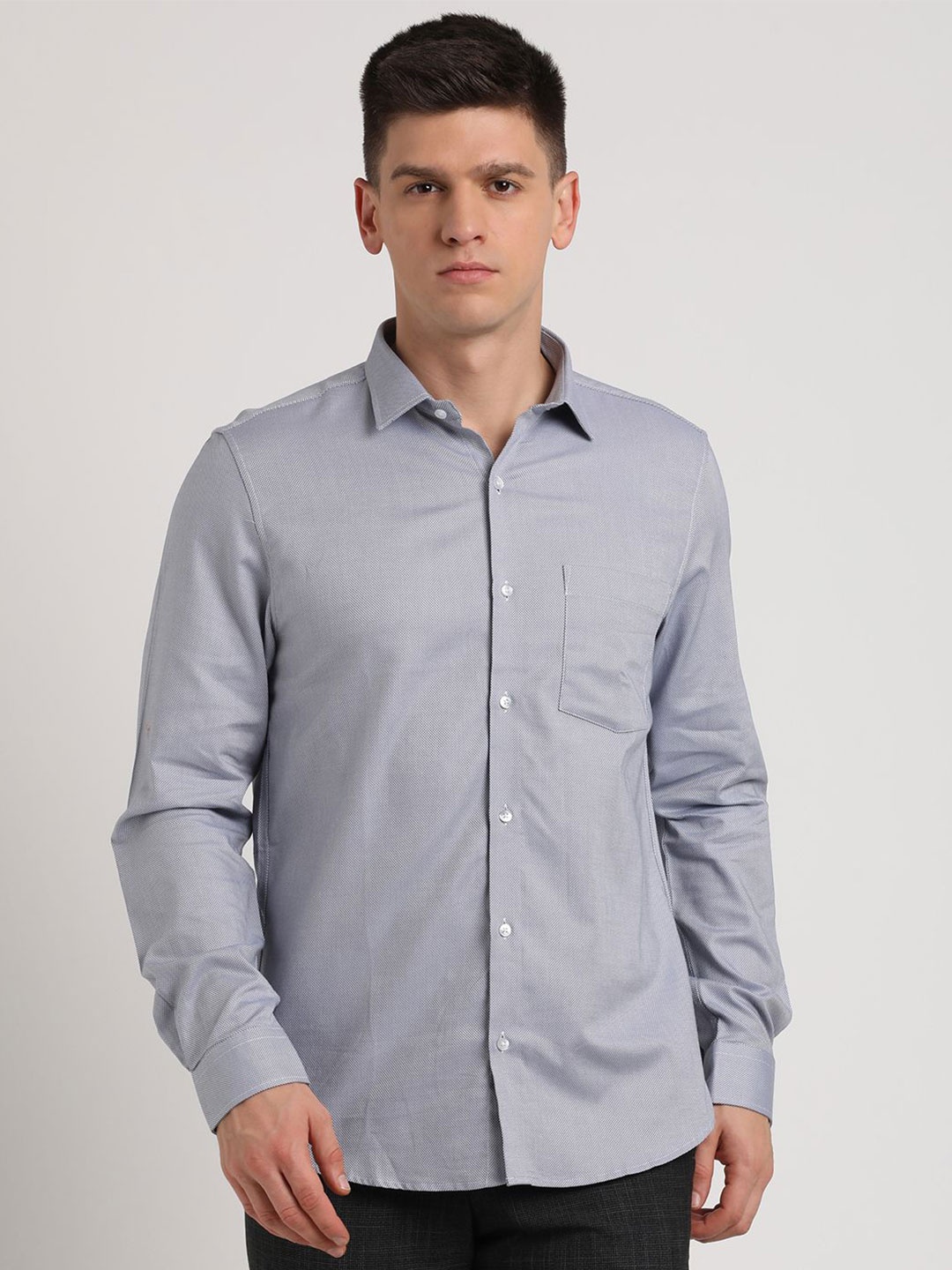 

Turtle Men Standard Slim Fit Spread Collar Solid Cotton Formal Shirt, Grey