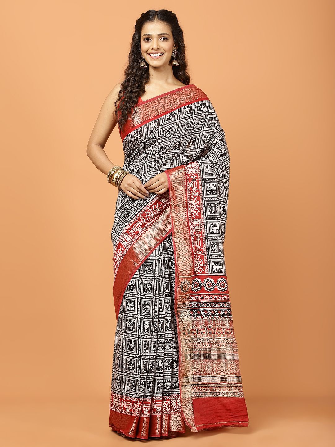 

Meena Bazaar Ethnic Motifs Printed Zari Saree, Black