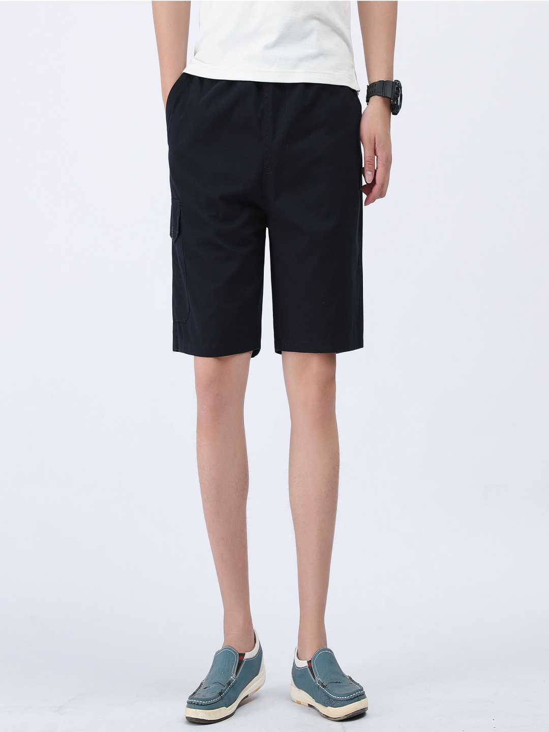 

StyleCast x Revolte Men Regular Fit Mid-Rise Cotton Shorts, Black