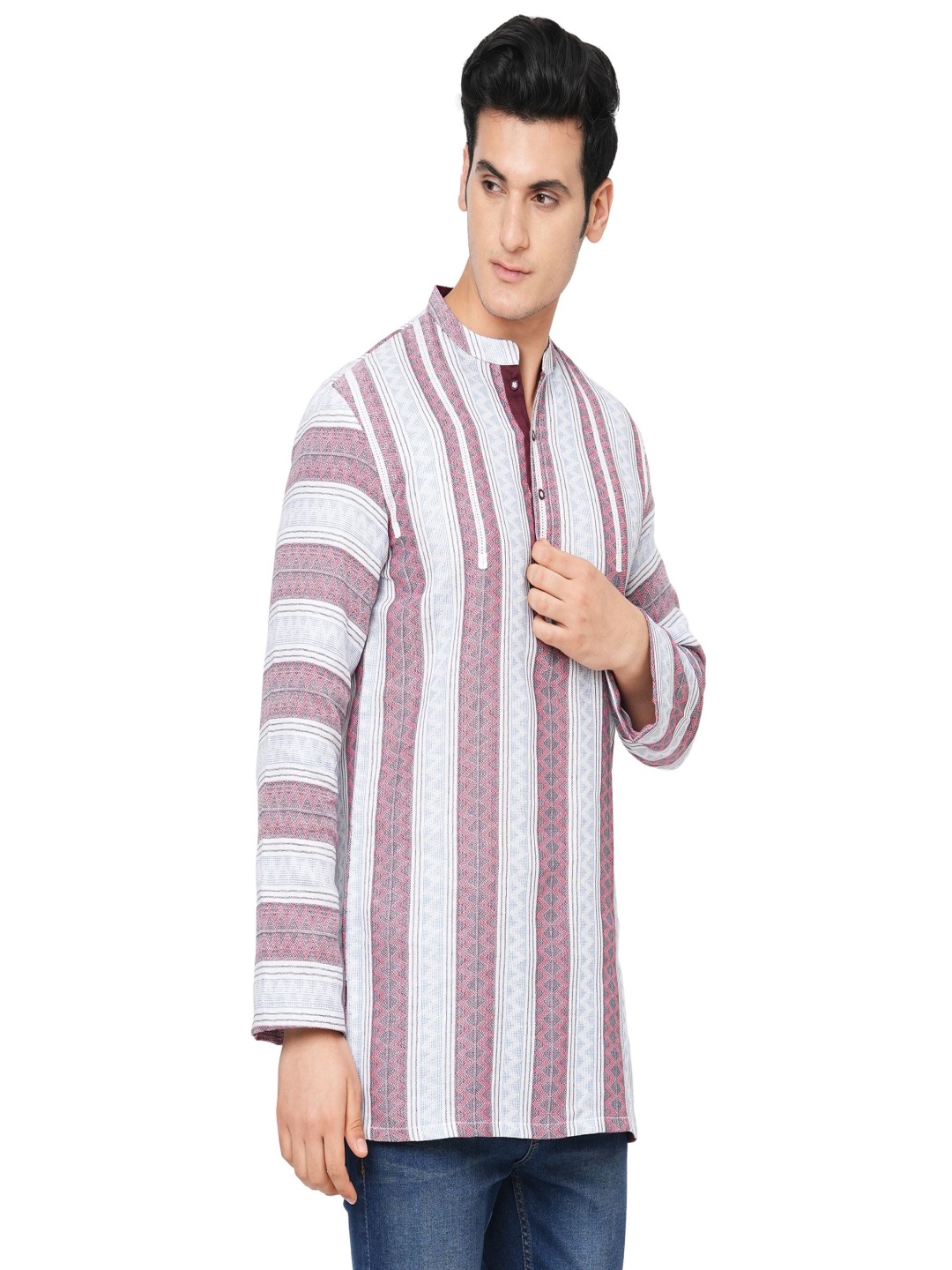

ARCHATTIRE Striped Woven Design Mandarin Collar Cotton Straight Short Kurta, White